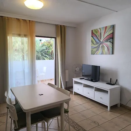 Apartamento Parque Cattleya Américas *